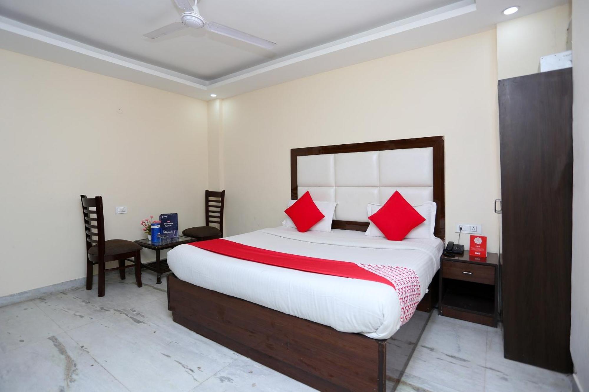Hotel O Le Mount New Delhi Bagian luar foto