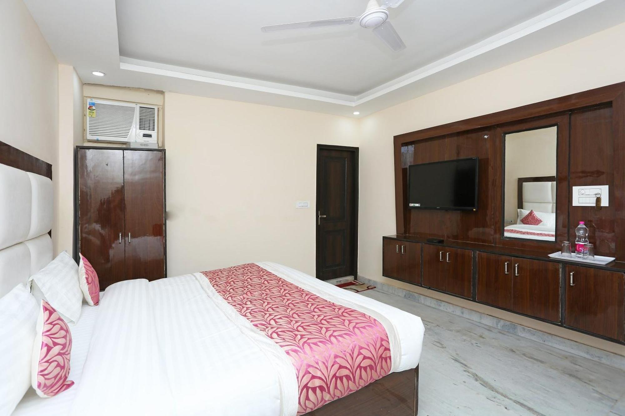 Hotel O Le Mount New Delhi Bagian luar foto